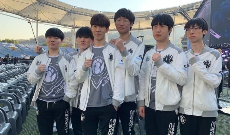 历史交锋与 历史交锋与