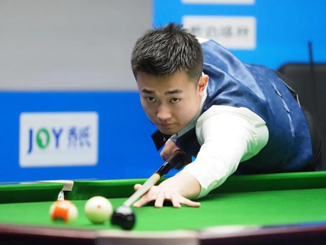 尖球队的竞 尖球队的竞