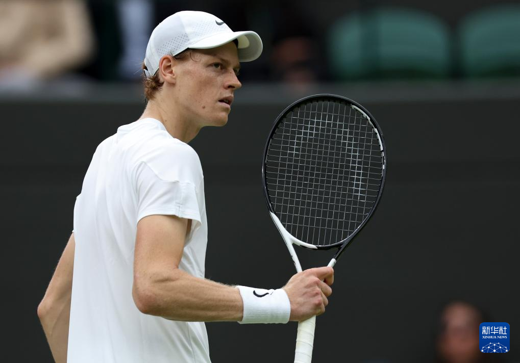 略显困惑 略显困惑